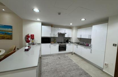 Apartment - 1 Bedroom - 2 Bathrooms for sale in Lusail Marina Heights - Marina District - Lusail