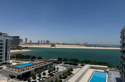 Apartment - 1 Bedroom - 2 Bathrooms for sale in Lusail Marina Heights - Marina District - Lusail
