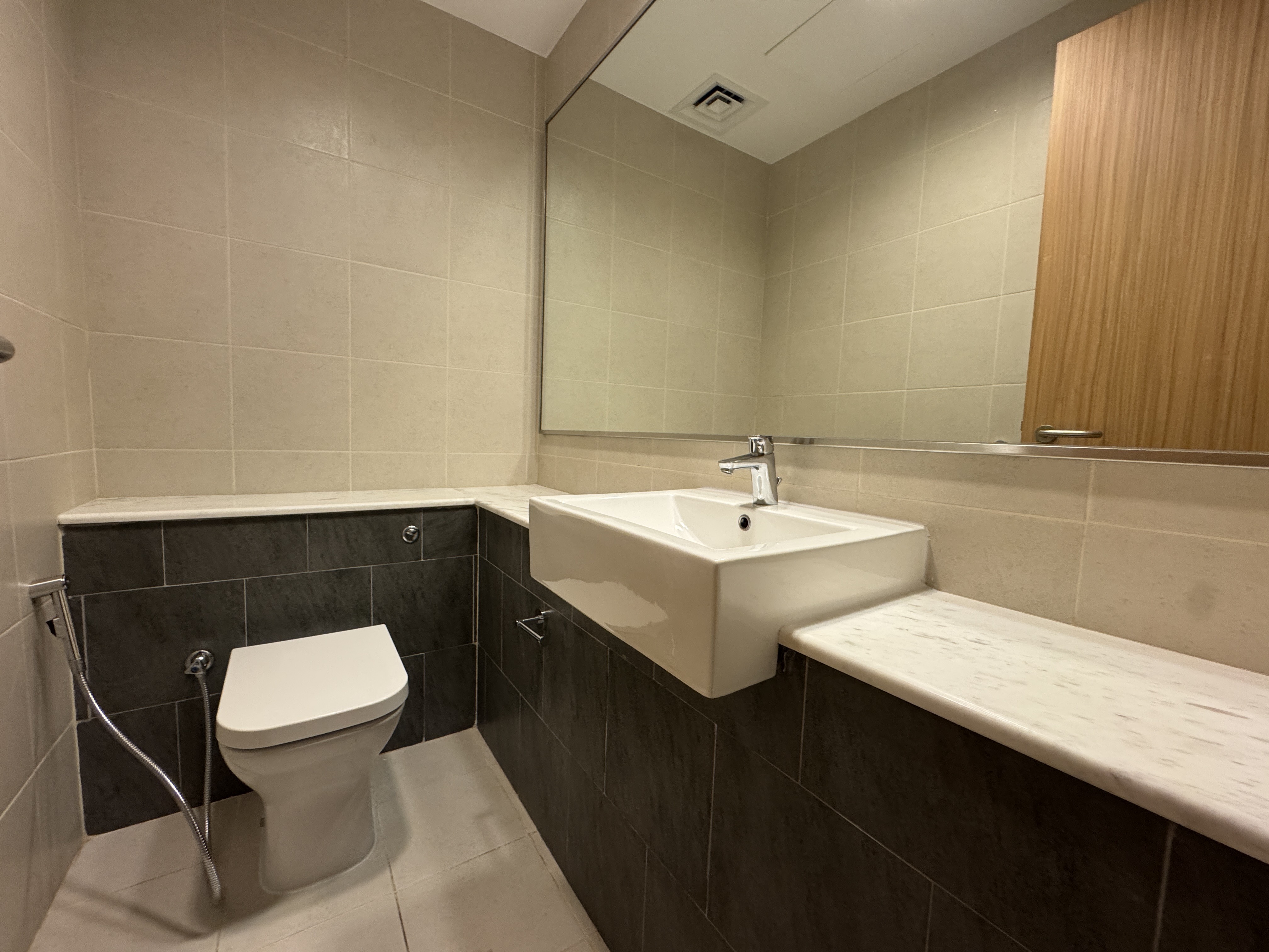 No Fees | FF 1BR + Office | Bills included | WiFi