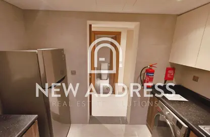 Apartment - 1 Bedroom - 2 Bathrooms for rent in West Walk - Al Waab - Doha