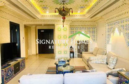 Apartment - 1 Bedroom - 2 Bathrooms for rent in East Porto Drive - Porto Arabia - The Pearl Island - Doha