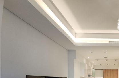 Apartment - 1 Bedroom - 2 Bathrooms for rent in Crystal Residence - Gewan Island - The Pearl Island - Doha