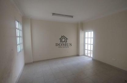 Apartment - 3 Bedrooms - 3 Bathrooms for rent in Anas Street - Fereej Bin Mahmoud North - Fereej Bin Mahmoud - Doha