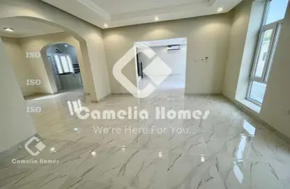 مجمع سكني - 4 غرف نوم - 4 حمامات للايجار في مريخ - المريخ - الدوحة