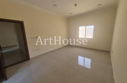 Apartment - 4 Bedrooms - 3 Bathrooms for rent in Madinat Khalifa South - Madinat Khalifa - Doha