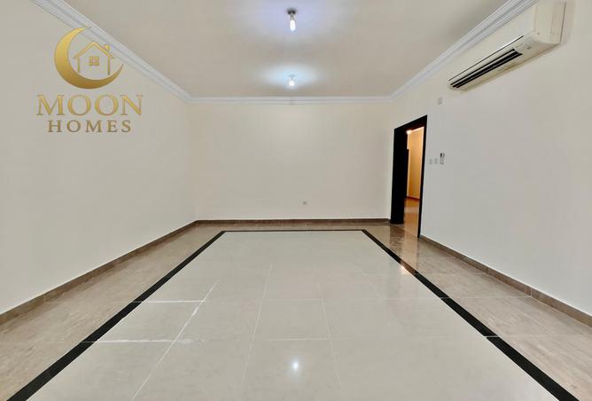 54830265 - Property Image 2