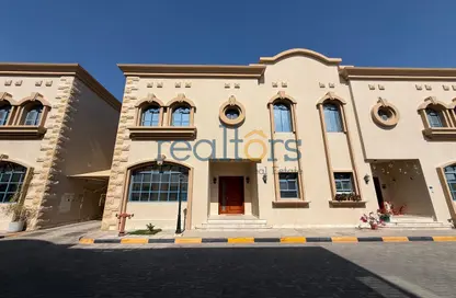 Compound - 3 Bedrooms - 3 Bathrooms for rent in Mamoura 18 - Al Maamoura - Doha