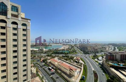 Apartment - 1 Bedroom - 2 Bathrooms for rent in Porto Arabia - The Pearl Island - Doha