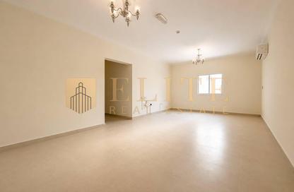Apartment - 3 Bedrooms - 3 Bathrooms for rent in EB12 - Fereej Bin Mahmoud North - Fereej Bin Mahmoud - Doha