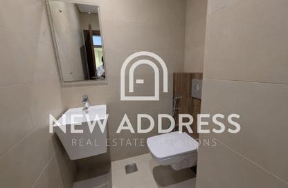 Apartment - 1 Bedroom - 2 Bathrooms for rent in Marina District - Lusail