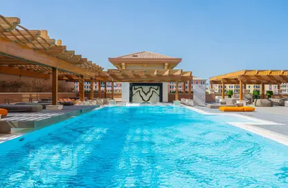 Apartment - 1 Bedroom - 2 Bathrooms for rent in Tower 12 - Porto Arabia - The Pearl Island - Doha