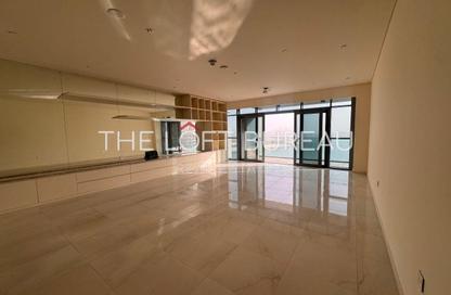 Apartment - 2 Bedrooms - 4 Bathrooms for sale in Seef Lusail Tower 1 - Seef Lusail - Lusail City - Lusail