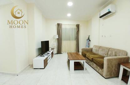 Apartment - 1 Bedroom - 1 Bathroom for rent in Umm Ghuwailina 4 - Umm Ghuwailina - Doha