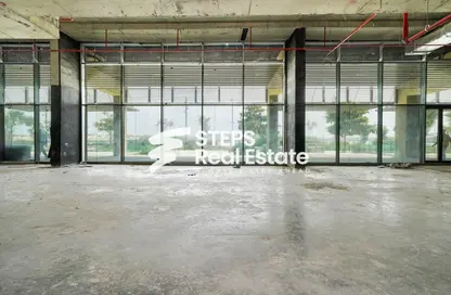 محل تجاري - استوديو - 1 حمام للايجار في برج سيف لوسيل 1 - سيف لوسيل - مدينة اللسيل - الوسيل