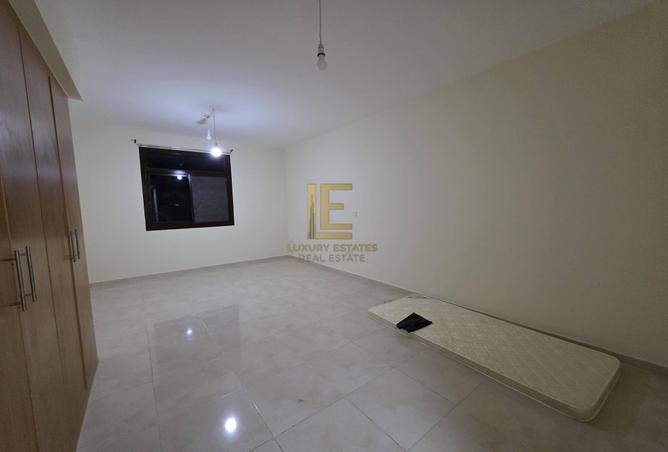 54394851 - Property Image 3