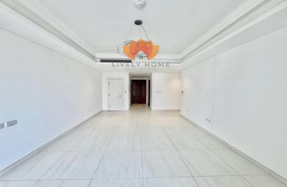 Apartment - 2 Bedrooms - 4 Bathrooms for rent in Crystal Residence - Gewan Island - The Pearl Island - Doha