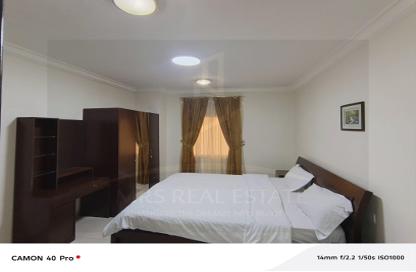 Apartment - 1 Bedroom - 2 Bathrooms for rent in Salaja Street - Doha Al Jadeed - Doha