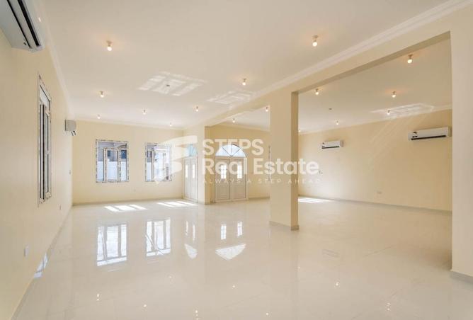 61114841 - Property Image 2