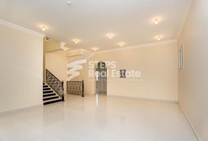 61114841 - Property Image 3