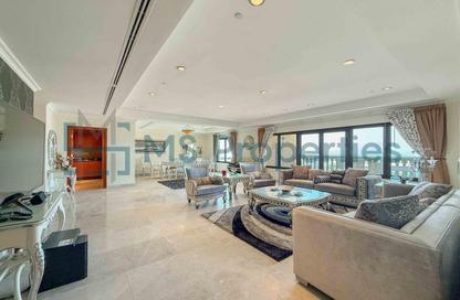 Apartment - 3 Bedrooms - 4 Bathrooms for rent in East Porto Drive - Porto Arabia - The Pearl Island - Doha