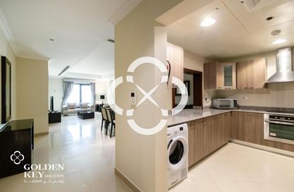 Apartment - 1 Bedroom - 2 Bathrooms for rent in East Porto Drive - Porto Arabia - The Pearl Island - Doha