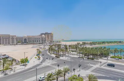 Apartment - 2 Bedrooms - 3 Bathrooms for sale in Marina Residences 195 - Marina District - Lusail