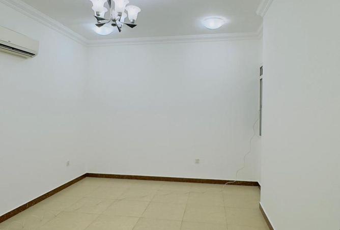 3-Bedroom Apartment in Al Muntazah