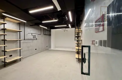 محل تجاري - استوديو للايجار في 28  نجمة - شارع ابن درهم - نجمة - الدوحة