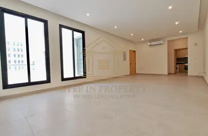 Apartment - 3 Bedrooms - 4 Bathrooms for rent in West Walk - Al Waab - Doha