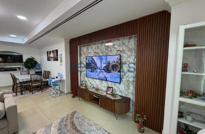 Apartment - 2 Bedrooms - 2 Bathrooms for sale in West Porto Drive - Porto Arabia - The Pearl Island - Doha
