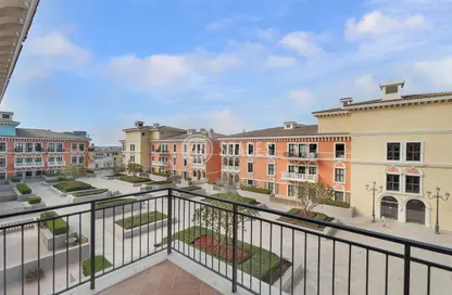 Apartment - 1 Bedroom - 2 Bathrooms for rent in Teatro - Qanat Quartier - The Pearl Island - Doha