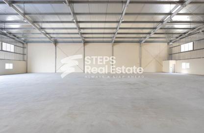Warehouse - Studio - 1 Bathroom for rent in East Industrial Street - Birkat Al Awamer - Al Wakra
