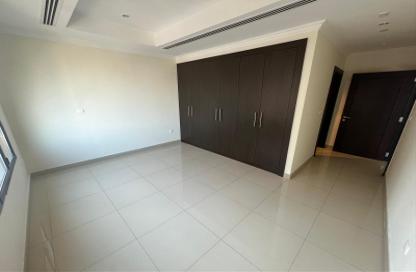 Apartment - 1 Bedroom - 2 Bathrooms for rent in East Porto Drive - Porto Arabia - The Pearl Island - Doha