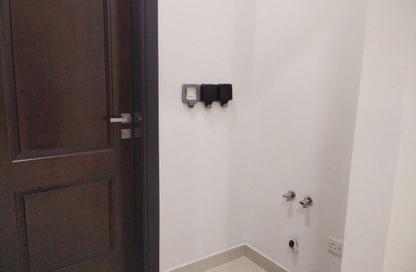 Apartment - 1 Bedroom - 1 Bathroom for rent in Umm Ghuwailina 4 - Umm Ghuwailina - Doha