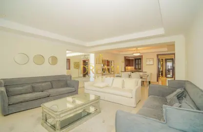 تاون هاوس - 3 غرف نوم - 5 حمامات للايجار في بورتو أرابيا - جزيرة اللؤلؤة - الدوحة