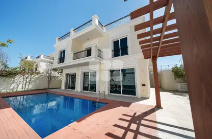 فيلا - 6 غرف نوم - 7 حمامات للايجار في حدائق فلورستا - حدائق فلورستا - جزيرة اللؤلؤة - الدوحة