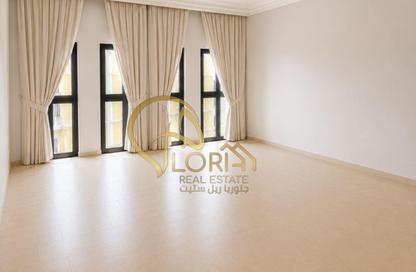 Apartment - 3 Bedrooms - 3 Bathrooms for sale in Qanat Quartier - The Pearl Island - Doha