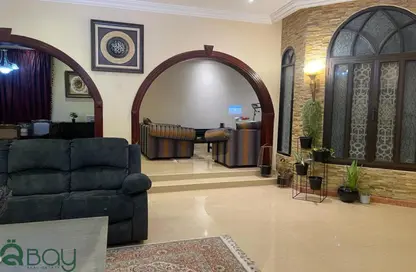 Villa - 7 Bedrooms - 6 Bathrooms for sale in Al Thumama - Al Thumama - Doha