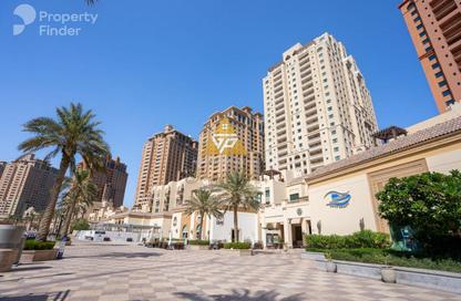 Hotel Apartments - 2 Bedrooms - 3 Bathrooms for rent in Tower 10 - Porto Arabia - The Pearl Island - Doha