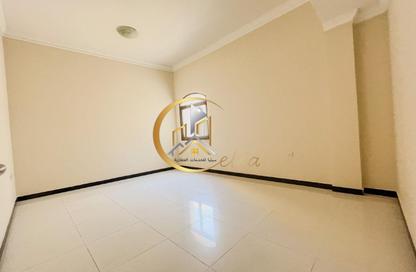 Apartment - 3 Bedrooms - 3 Bathrooms for rent in Al Nasr Street - Al Nasr - Doha