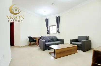 Apartment - 1 Bedroom - 2 Bathrooms for rent in Umm Ghuwalina - Umm Ghuwailina - Doha