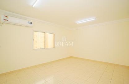 Apartment - 2 Bedrooms - 1 Bathroom for rent in C-Ring - Doha
