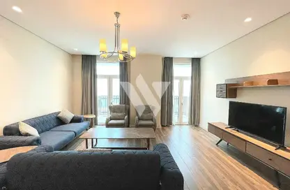 Apartment - 3 Bedrooms - 4 Bathrooms for rent in Floresta Gardens - Floresta Gardens - The Pearl Island - Doha Apartment - 3 Bedrooms - 4 Bathrooms for rent in Floresta Gardens - Floresta Gardens - The Pearl Island - Doha