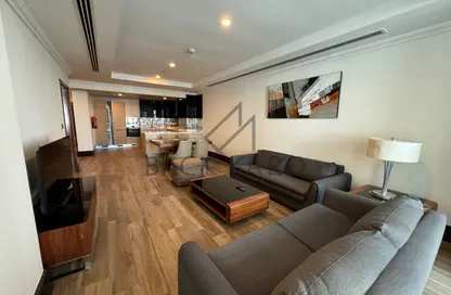 Apartment - 1 Bedroom - 2 Bathrooms for rent in Viva West - Viva Bahriyah - The Pearl Island - Doha