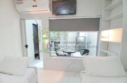 Apartment - Studio - 1 for rent in Umm Ghuwailina 4 - Umm Ghuwailina - Doha Apartment - Studio - 1 for rent in Umm Ghuwailina 4 - Umm Ghuwailina - Doha