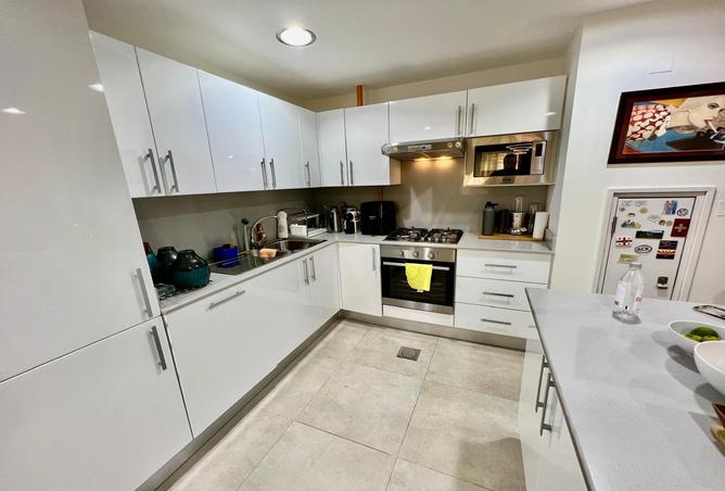 54440811 - Property Image 3