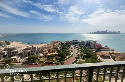 Apartment - 2 Bedrooms - 3 Bathrooms for rent in Viva West - Viva Bahriyah - The Pearl Island - Doha