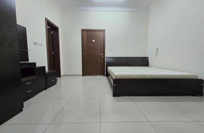 Apartment - Studio - 1 for rent in Fereej Bin Mahmoud - Doha