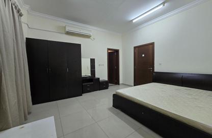 Apartment - Studio - 1 for rent in Fereej Bin Mahmoud - Doha