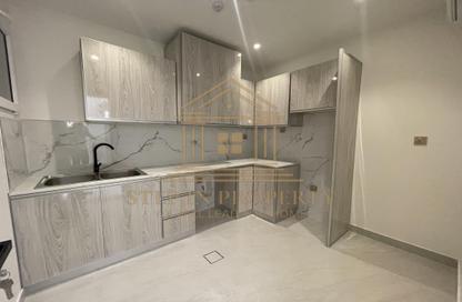 Apartment - 2 Bedrooms - 3 Bathrooms for rent in Bin Omran 35 - Fereej Bin Omran - Doha